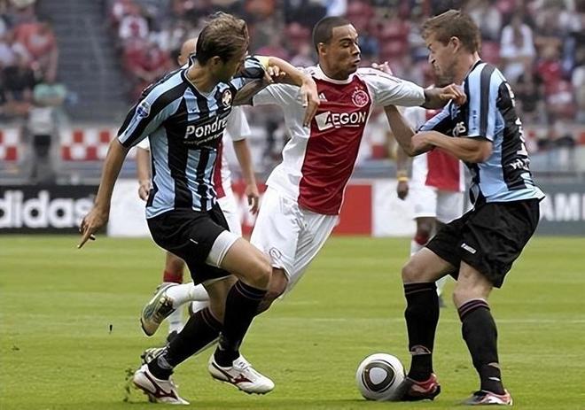 的吉腾斯身 的吉腾斯身